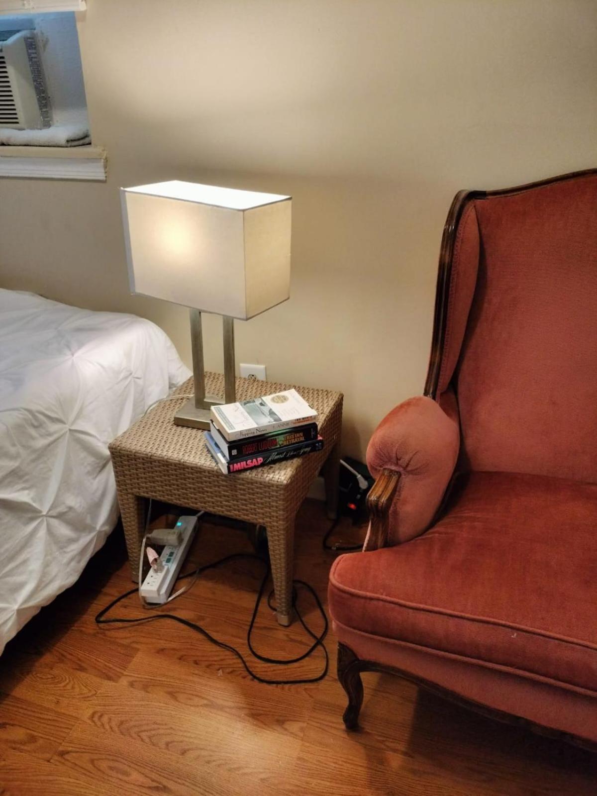 Stylish And Beautiful Condo 프레드릭 외부 사진
